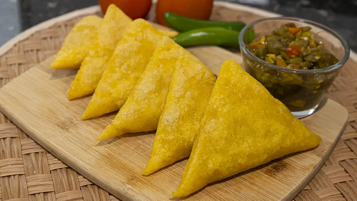 Empanadas Colombianas de Carne y Papa