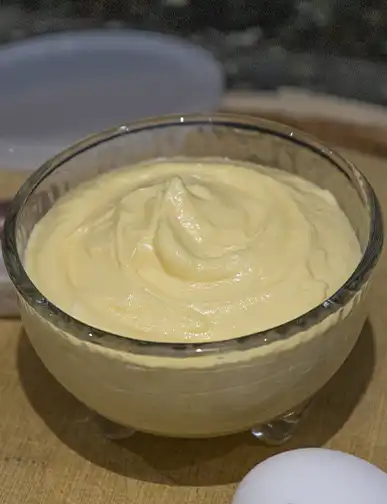 Mayonesa con Huevo Cocido