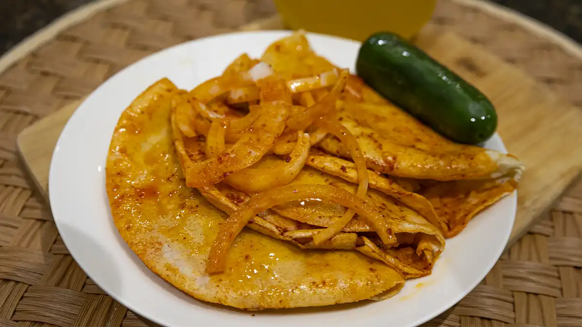 Tacos de Canasta de Papa con Chorizo